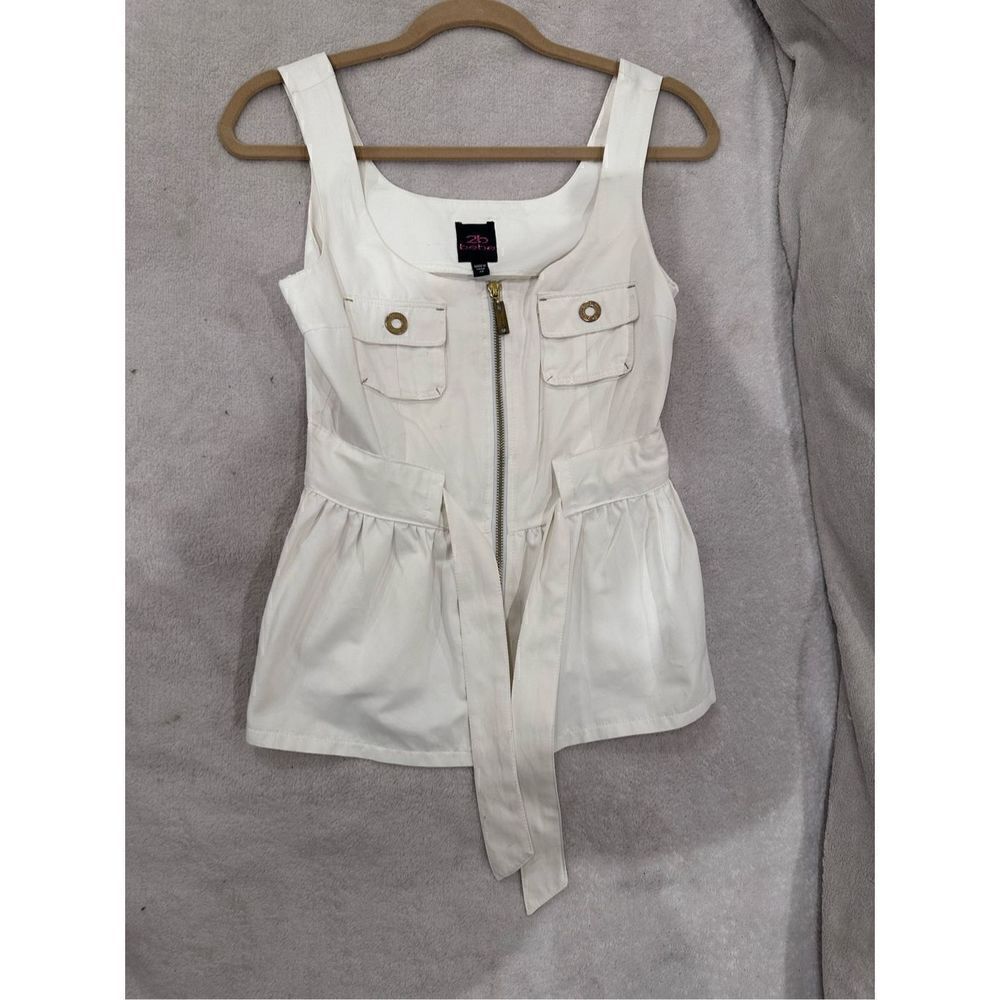 2B Bebe top women’s white tank size XS